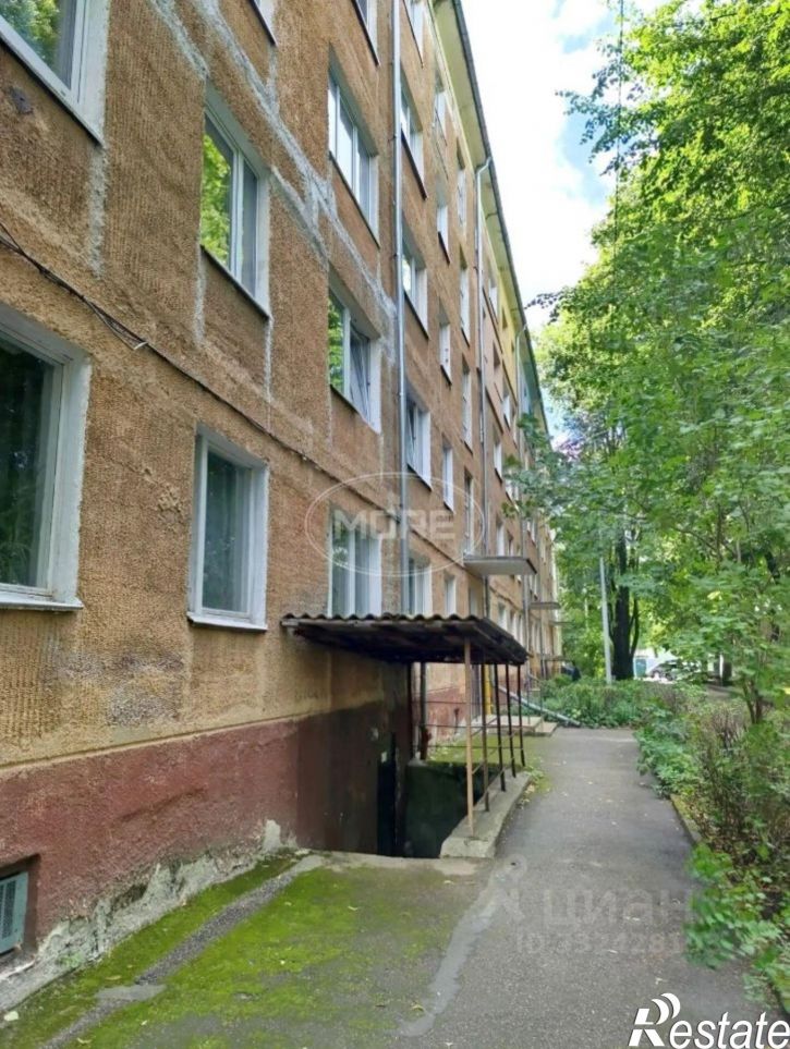 3-комн квартира ул 1812 года, 37,  д. 37