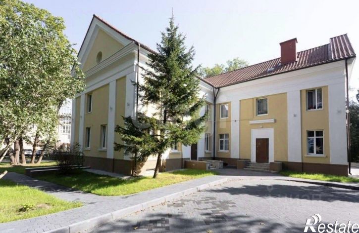 3-комн квартира ул Бассейная, 44,  д. 44