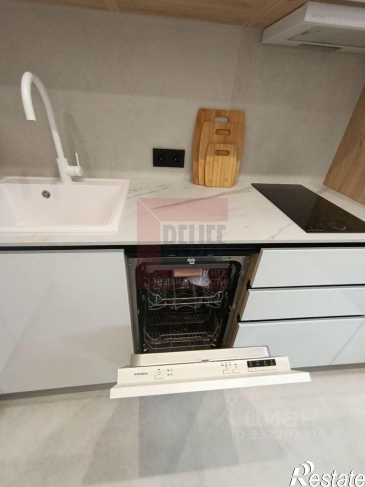 1-комн квартира ул Космонавта Леонова, 47,  д. 47
