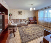 2-комн, 55кв м, этаж 1/10 Солнечный б-р, 18