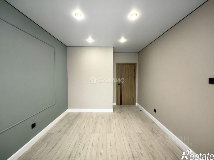 2-комн квартира улица Сержанта Мишина, 83к2