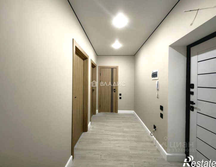 2-комн квартира улица Сержанта Мишина, 83к2