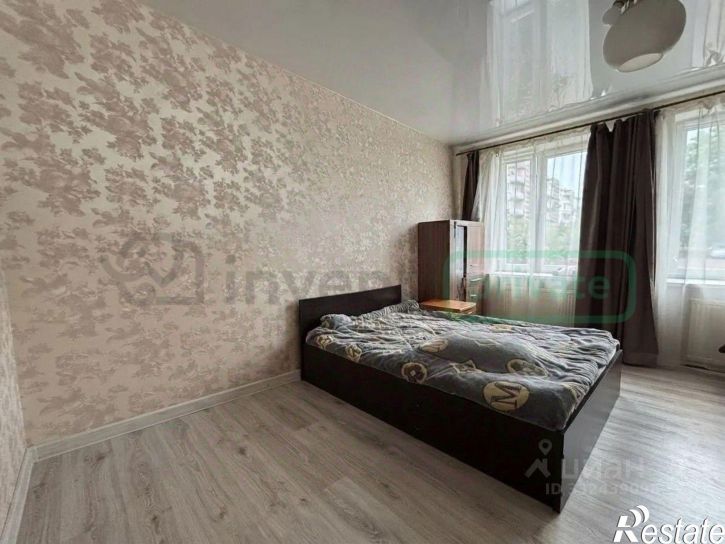 2-комн квартира ул Мира, 2,  д. 2