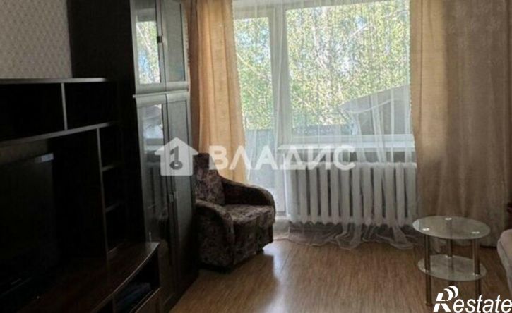 1-комн квартира ул Подполковника Емельянова, 274,  д. 274
