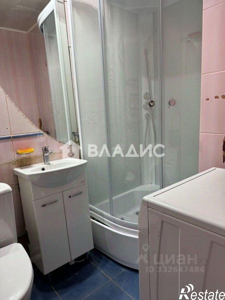 1-комн квартира ул Подполковника Емельянова, 274,  д. 274