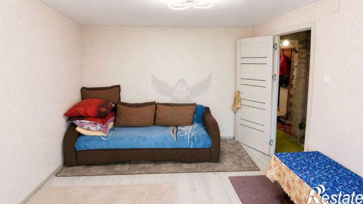 3-комн квартира ул Сурикова, 8,  д. 8
