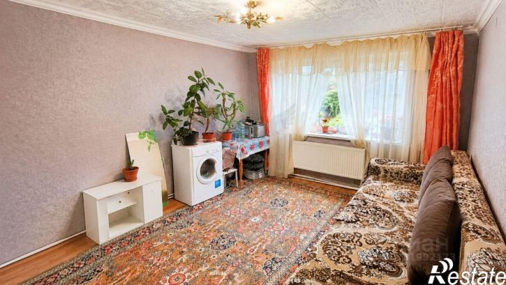 3-комн квартира ул Сурикова, 8,  д. 8