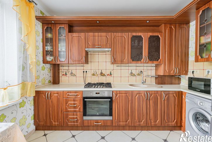 2-комн квартира Россия, Дзержинского ул, 98