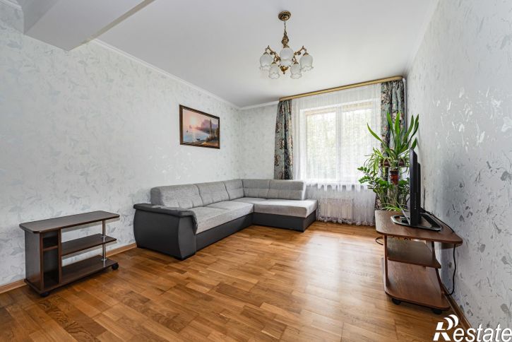 2-комн квартира Россия, Дзержинского ул, 98