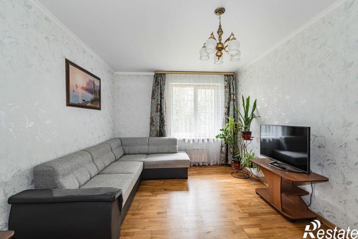 2-комн квартира Россия, Дзержинского ул, 98