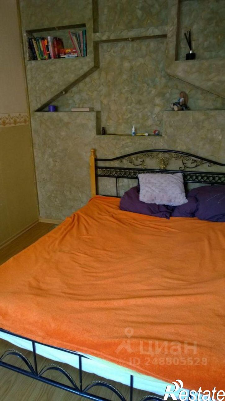 2-комн квартира ул Космонавта Леонова, 73,  д. 73