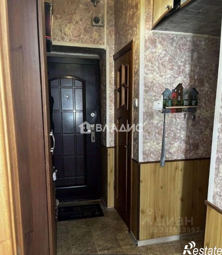 2-комн квартира ул 1812 года, 110,  д. 110