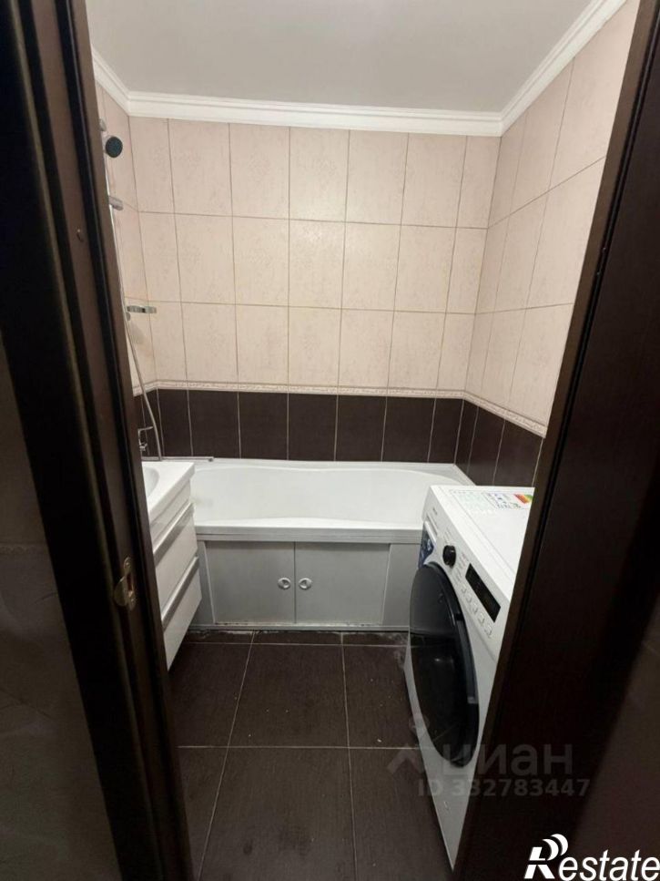 2-комн квартира ул Дзержинского, 102Г,  д. 102Г