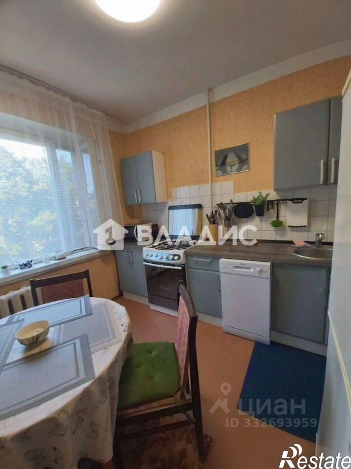 3-комн квартира ул Чаадаева, 31,  д. 31