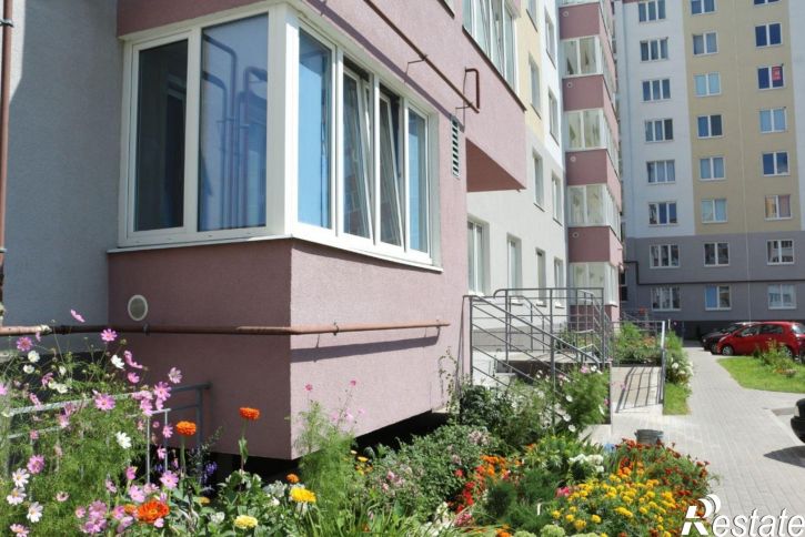 3-комн квартира в новом доме ул Кипарисовая, 1,  д. 1
