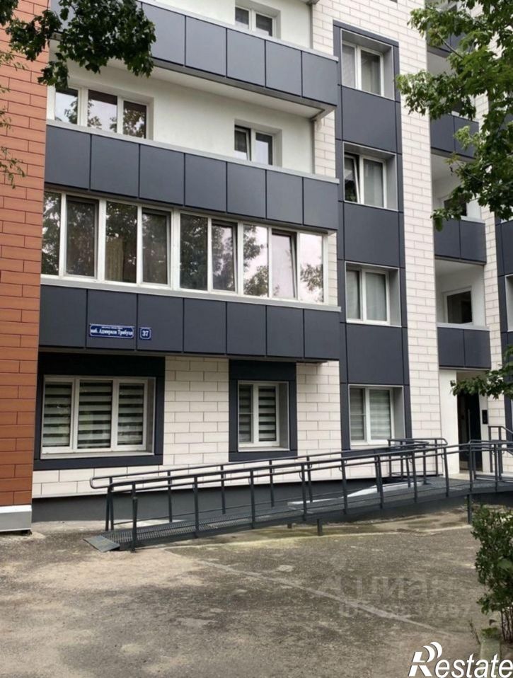 1-комн квартира наб Адмирала Трибуца, 37,  д. 37