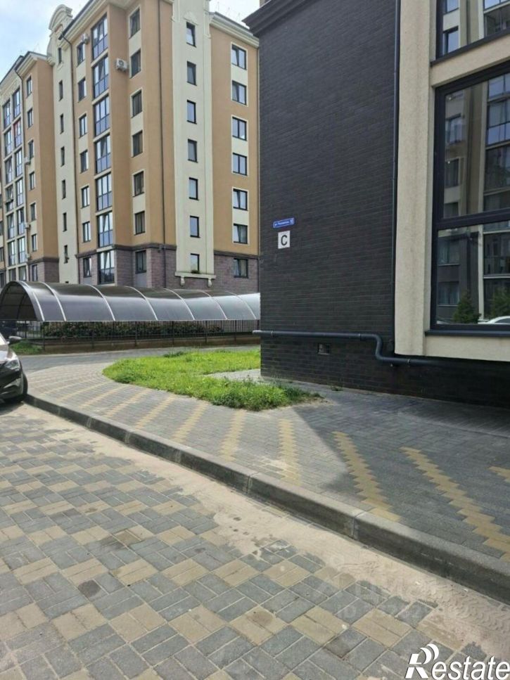 3-комн квартира ул Каштановая аллея, 103,  д. 103