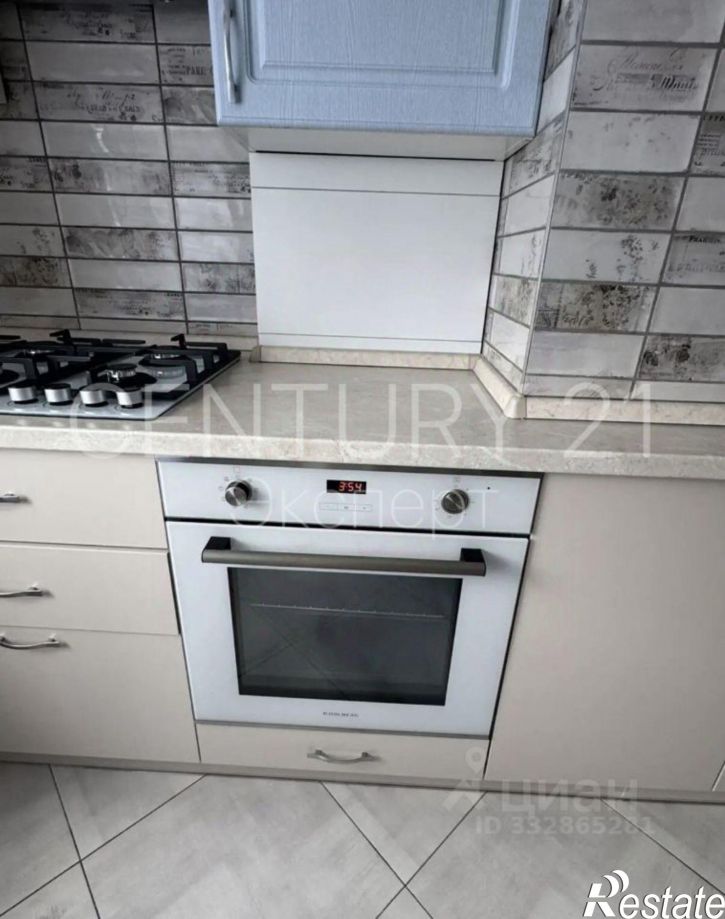 2-комн квартира ул Космонавта Леонова, 55 2,  д. 55 2,  к. 2