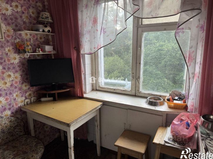 3-комн квартира ул Лужская, 50,  д. 50