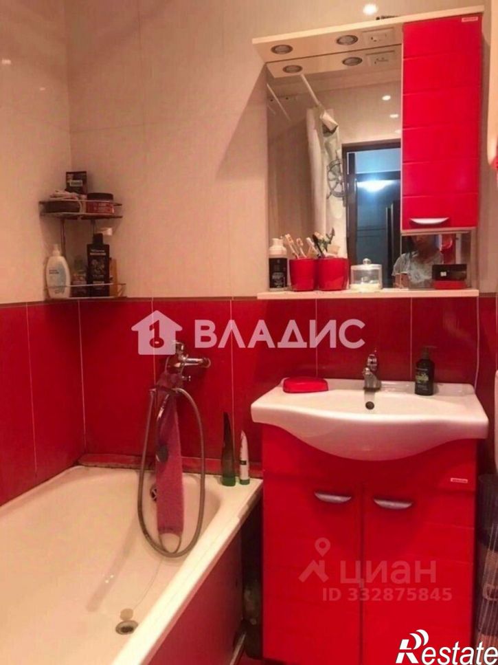 3-комн квартира ул Тихорецкая, 12,  д. 12