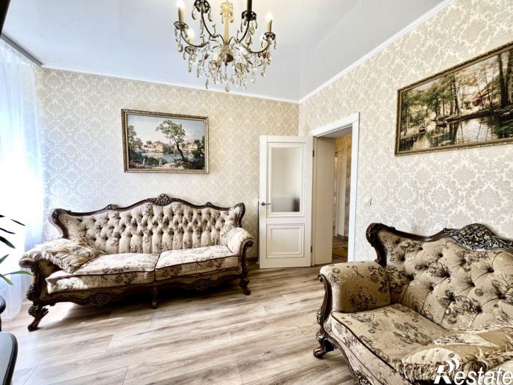 2-комн квартира пр-кт Победы, 87,  д. 87