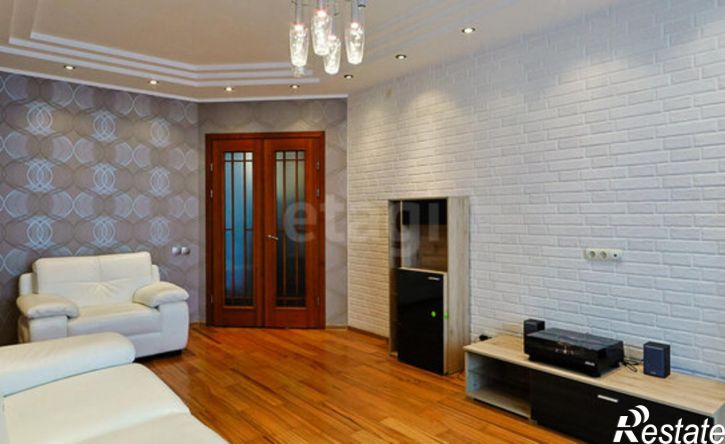 3-комн квартира ул Куйбышева, 100,  д. 100