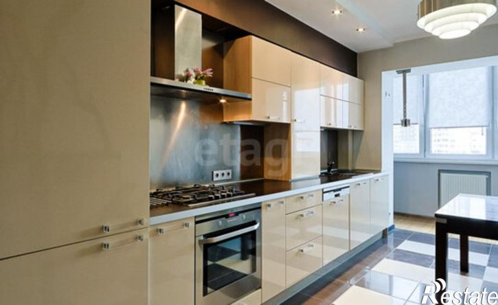 3-комн квартира ул Куйбышева, 100,  д. 100
