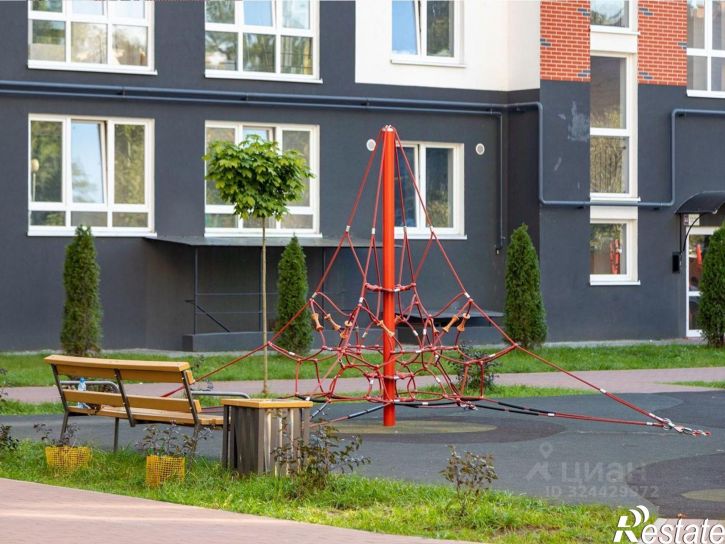 2-комн квартира в новом доме Коммунистическая улица