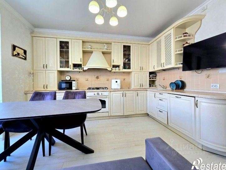 3-комн квартира ул В.Денисова, 12,  д. 12