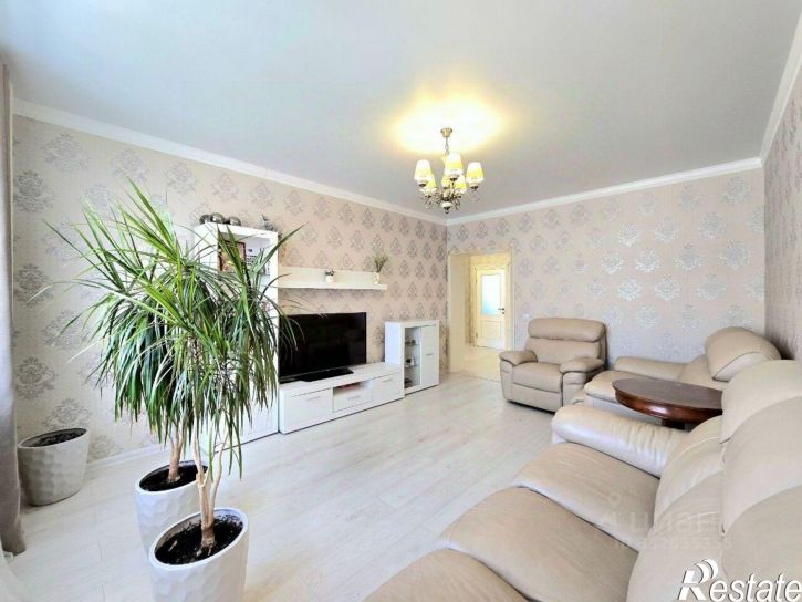 3-комн квартира ул В.Денисова, 12,  д. 12