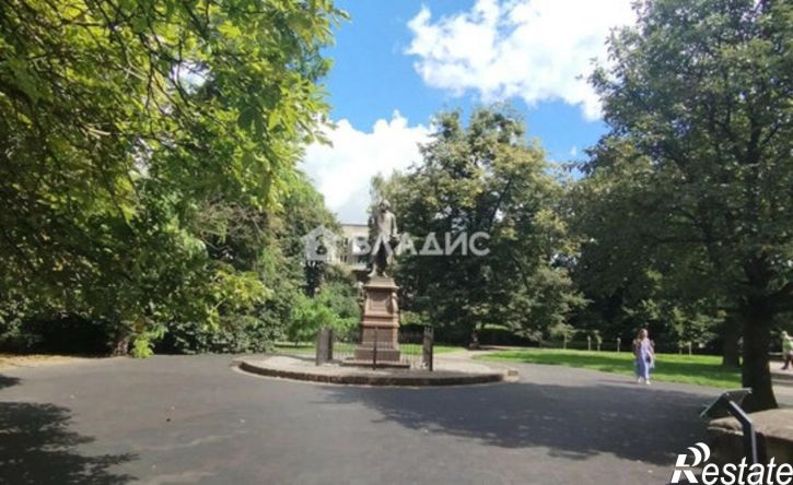 3-комн квартира ул Профессора Севастьянова, 33,  д. 33