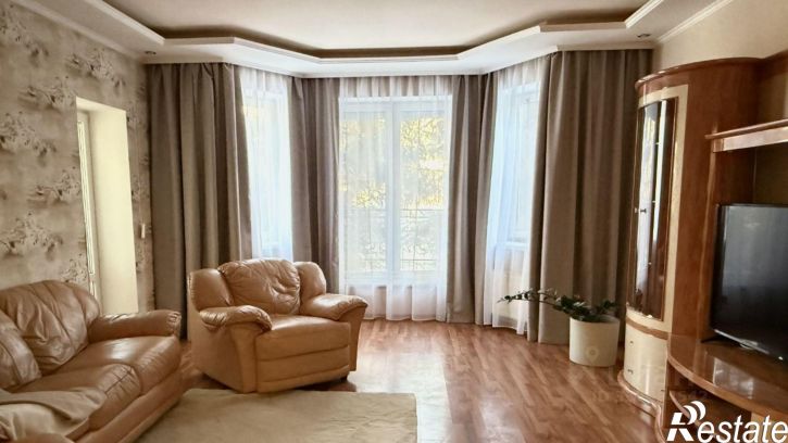 3-комн квартира ул Пражская, 3,  д. 3