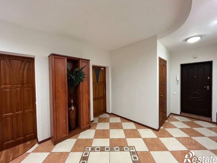 3-комн квартира ул Пражская, 3,  д. 3