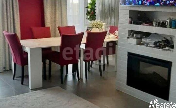 4-комн квартира Калининград, улица Космонавта Леонова, 55к1