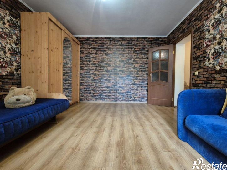 2-комн квартира пр-кт Победы, 130,  д. 130