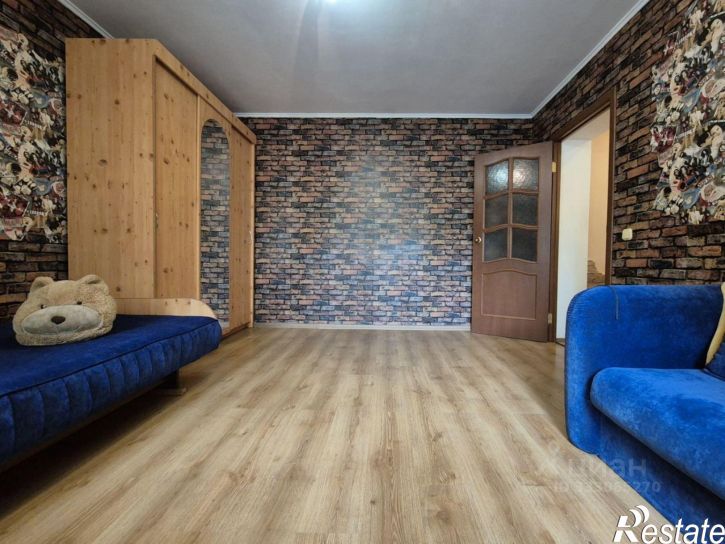 2-комн квартира пр-кт Победы, 130,  д. 130
