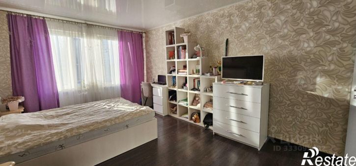 3-комн квартира ул Генерала Челнокова, 32,  д. 32