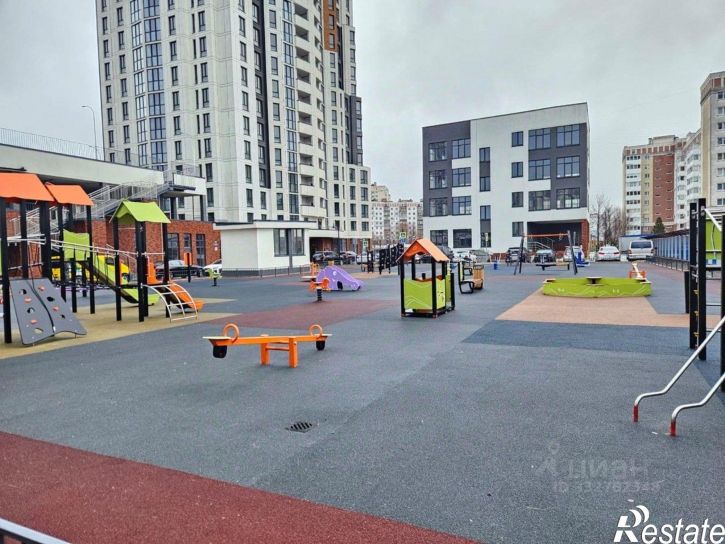 2-комн квартира ул Гайдара, 90,  д. 90