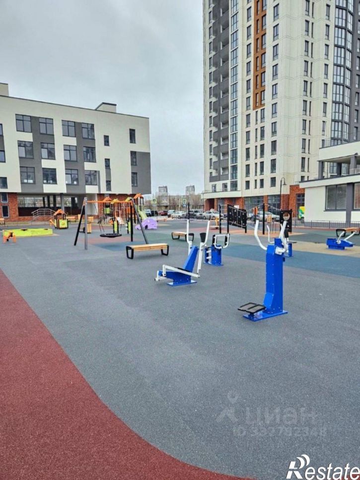 2-комн квартира ул Гайдара, 90,  д. 90