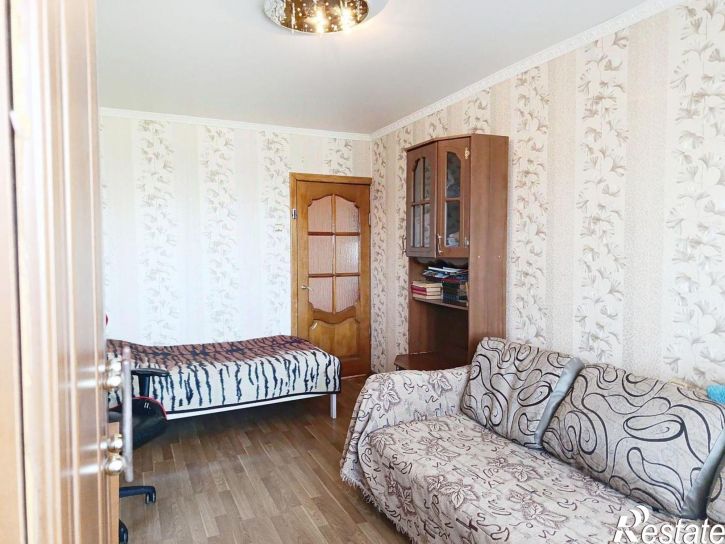 2-комн квартира ул Подполковника Емельянова, 310,  д. 310