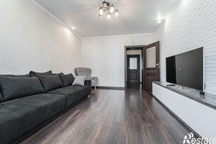 3-комн квартира Россия, Согласия ул, 36