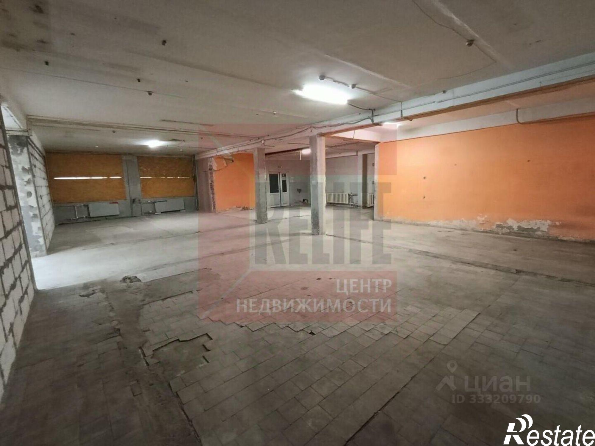 Сдать складское помещение за 305 800 рублей на Калининград г.