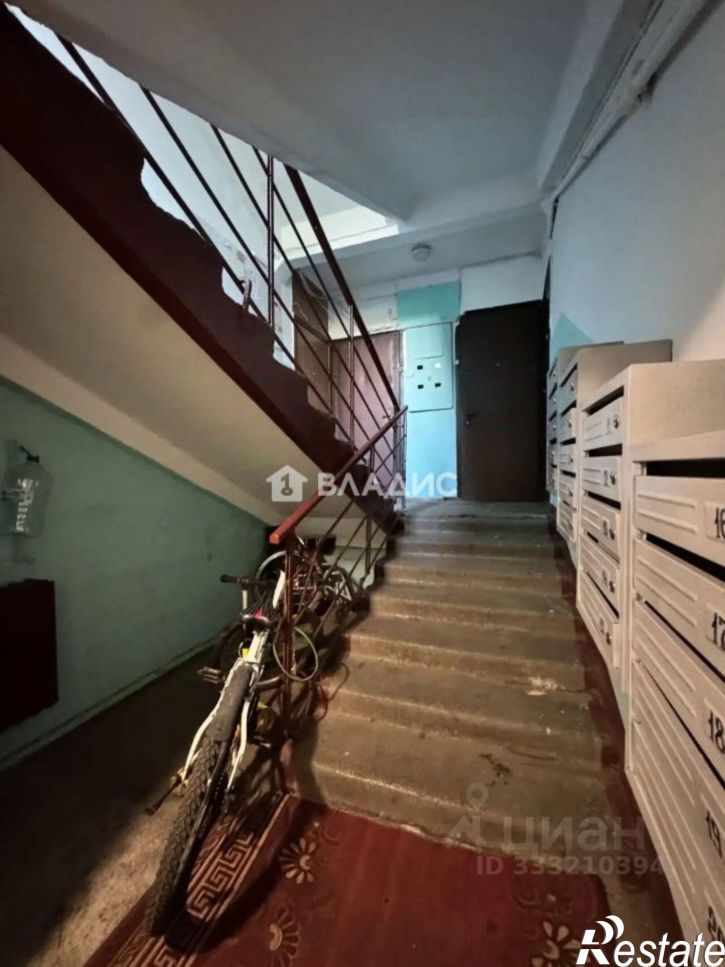 2-комн квартира ул Чекистов, 102,  д. 102
