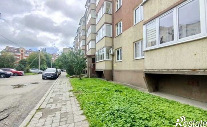 2-комн квартира Южный б-р, 39,  д. 39