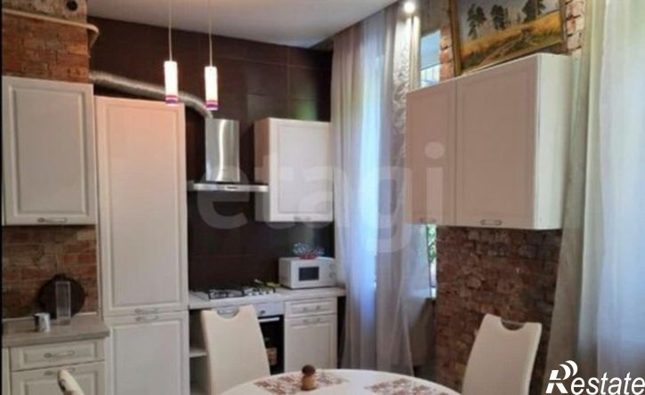 3-комн квартира ул Генерал-фельдмаршала Румянцева, 10,  д. 10