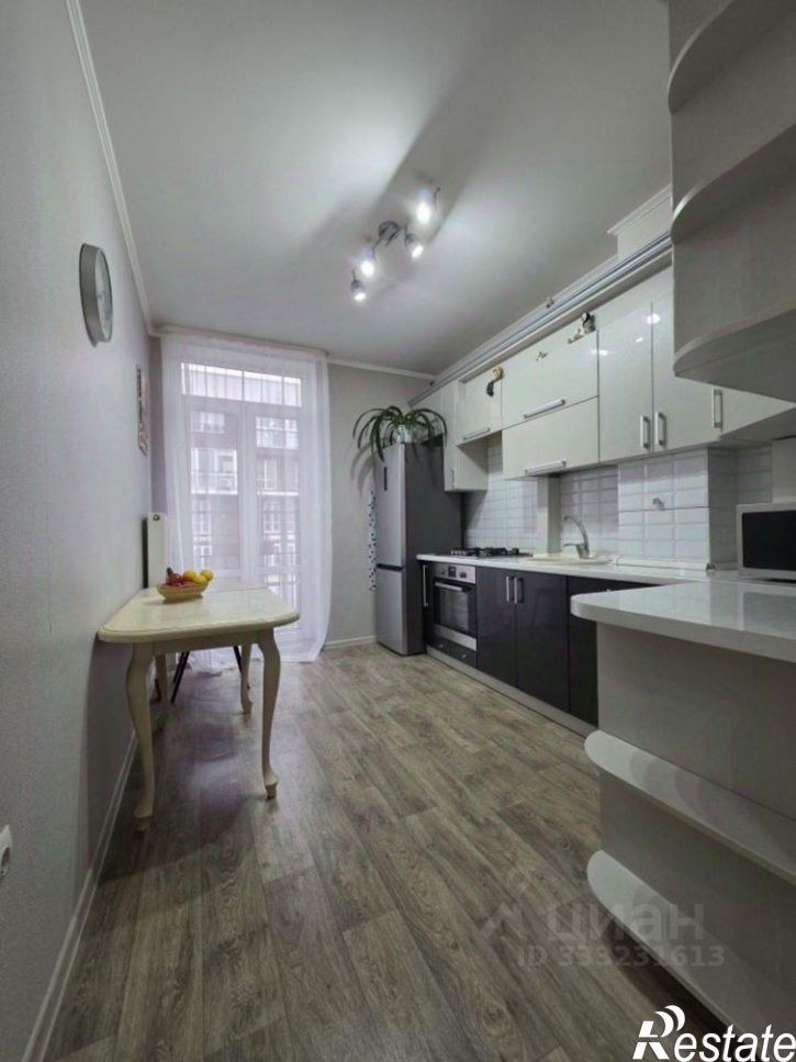 3-комн квартира ул Горького, 176Г 1,  д. 176Г 1,  к. 1