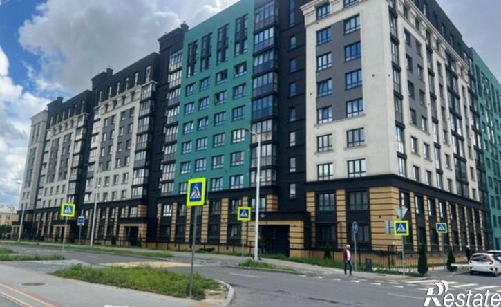 2-комн квартира улица Героя России Виталия Мариенко, 8