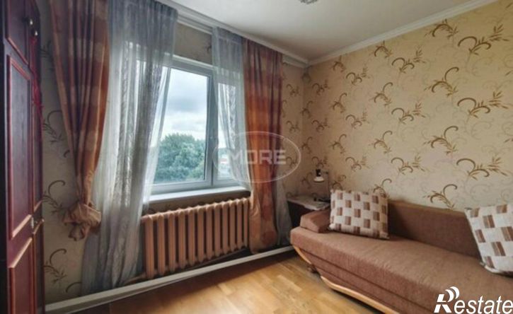 3-комн квартира ул Дзержинского, 102Г,  д. 102Г