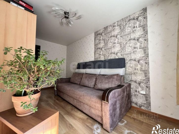 2-комн квартира ул Космонавта Леонова, 77А,  д. 77А