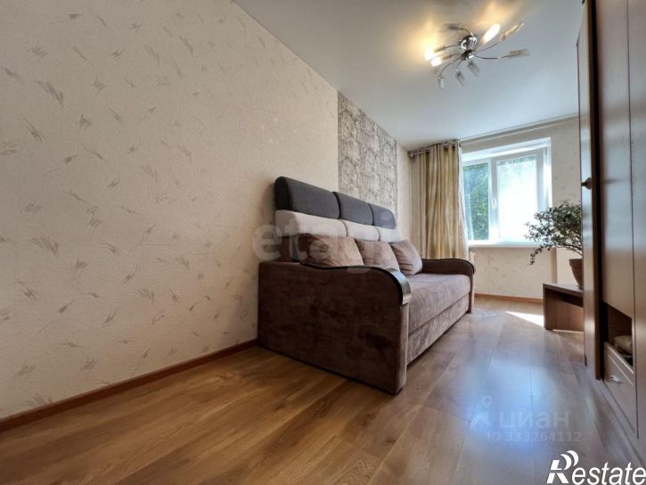 2-комн квартира ул Космонавта Леонова, 77А,  д. 77А